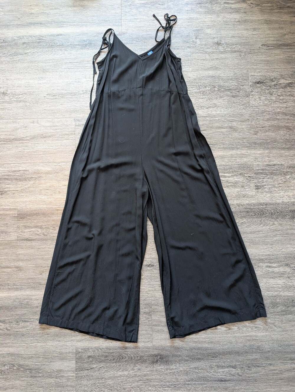 Old Navy Black Silky Jumper Size Sm Petite